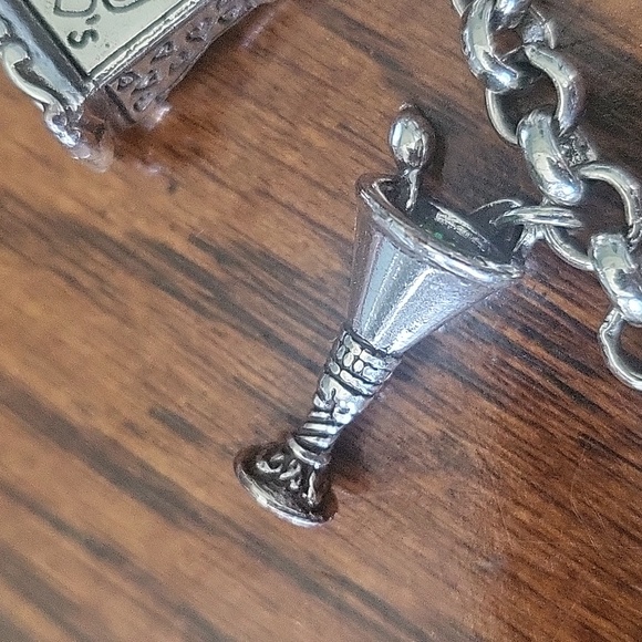 Vintage Brighton Las Vegas Nevada Charm Bracelet - EUC - K - Picture 7 of 13